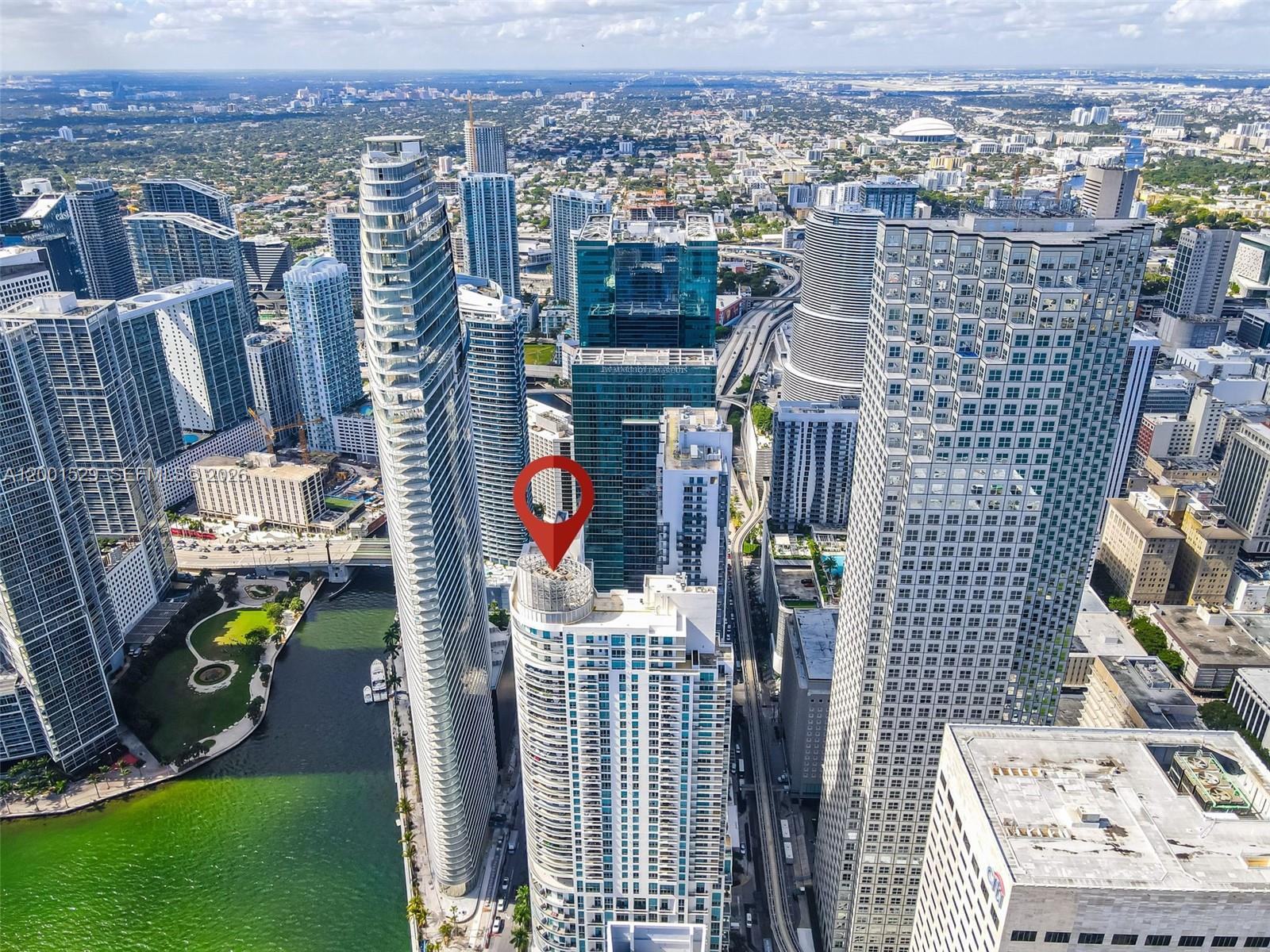 MET 1 CONDO - Residential