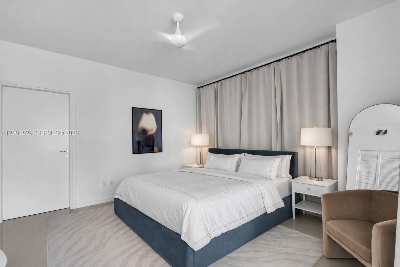 MET 1 CONDO - Residential