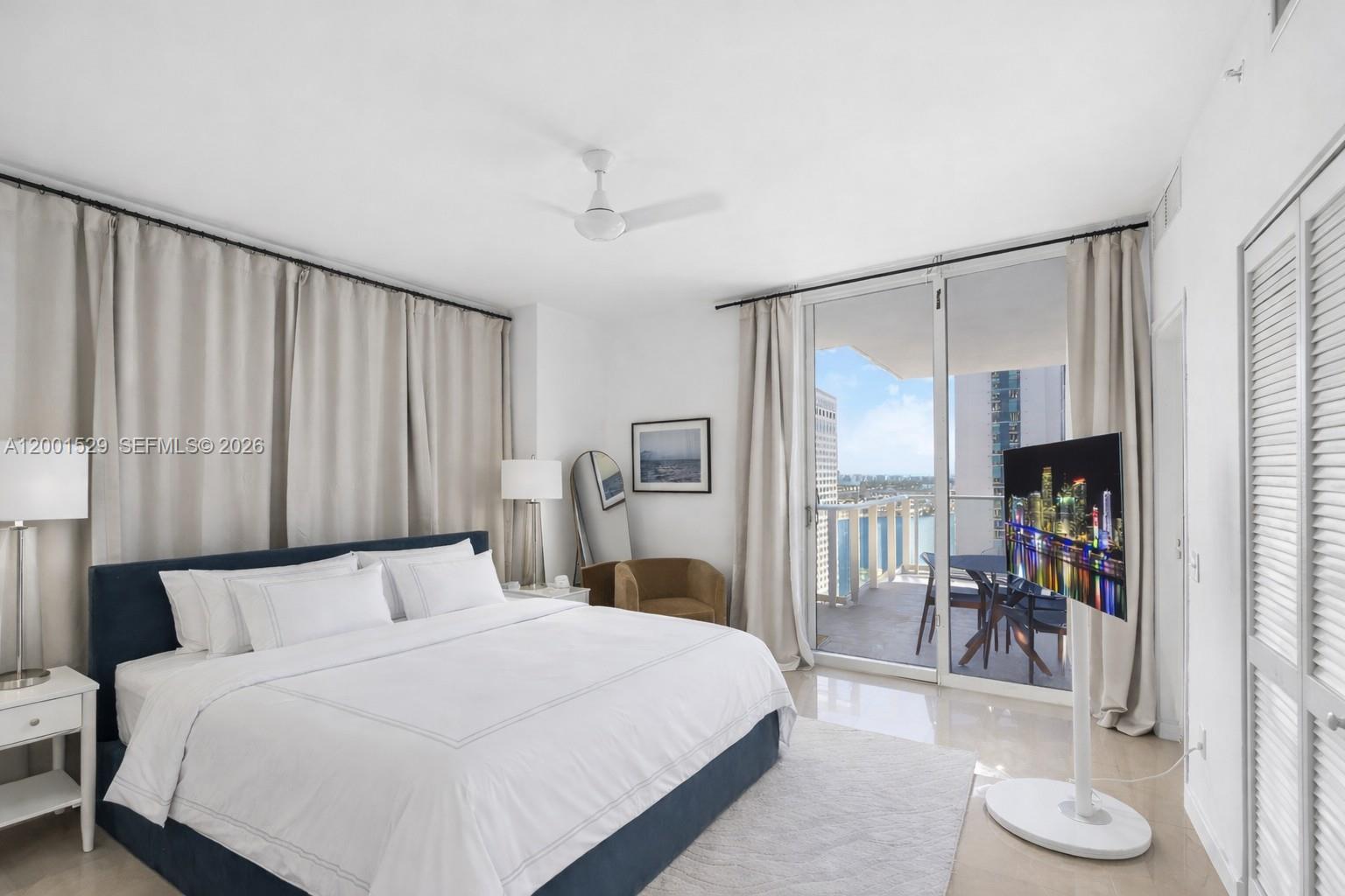 MET 1 CONDO - Residential