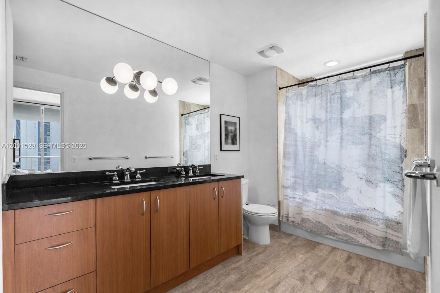 MET 1 CONDO - Residential