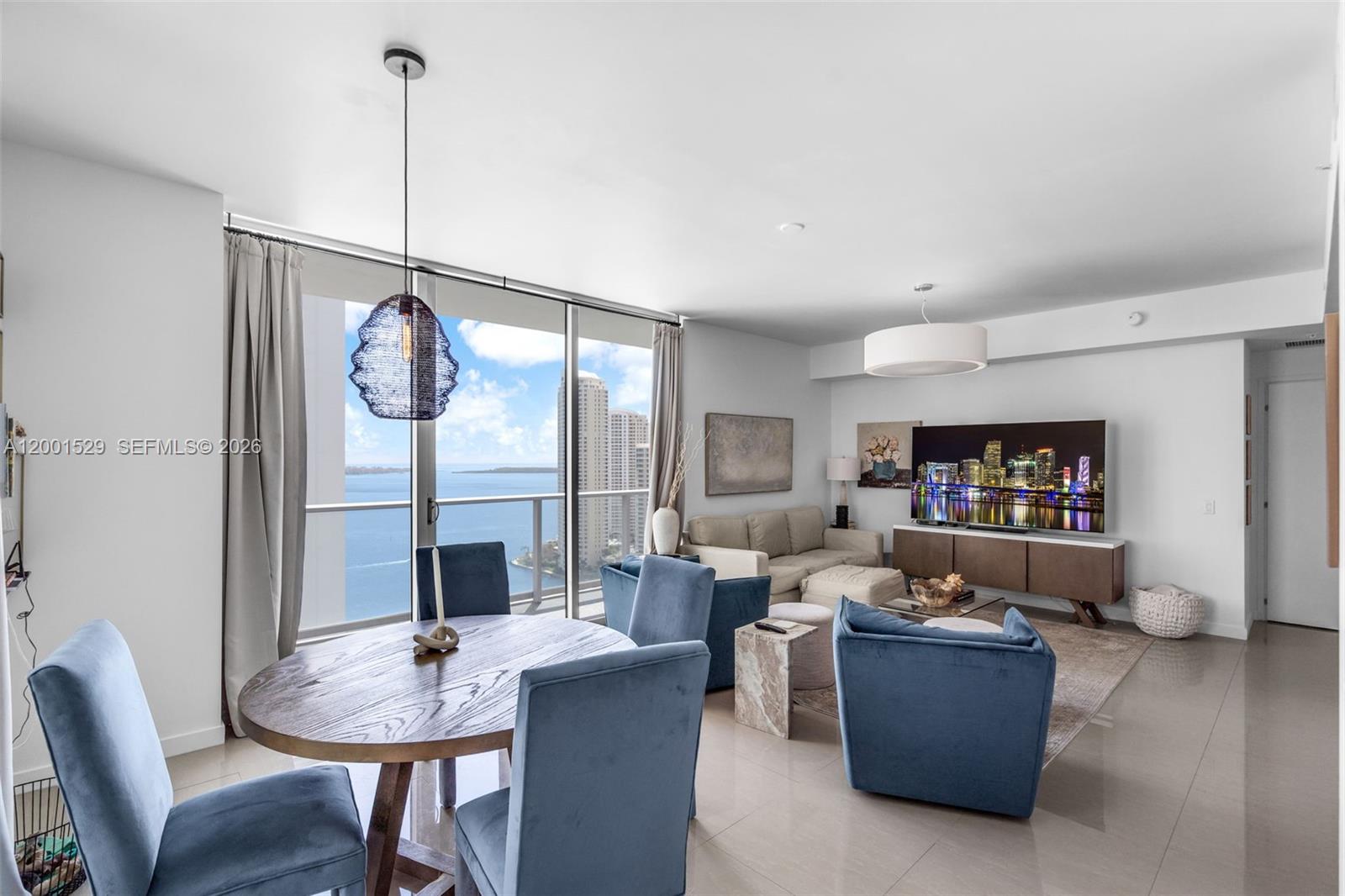 MET 1 CONDO - Residential