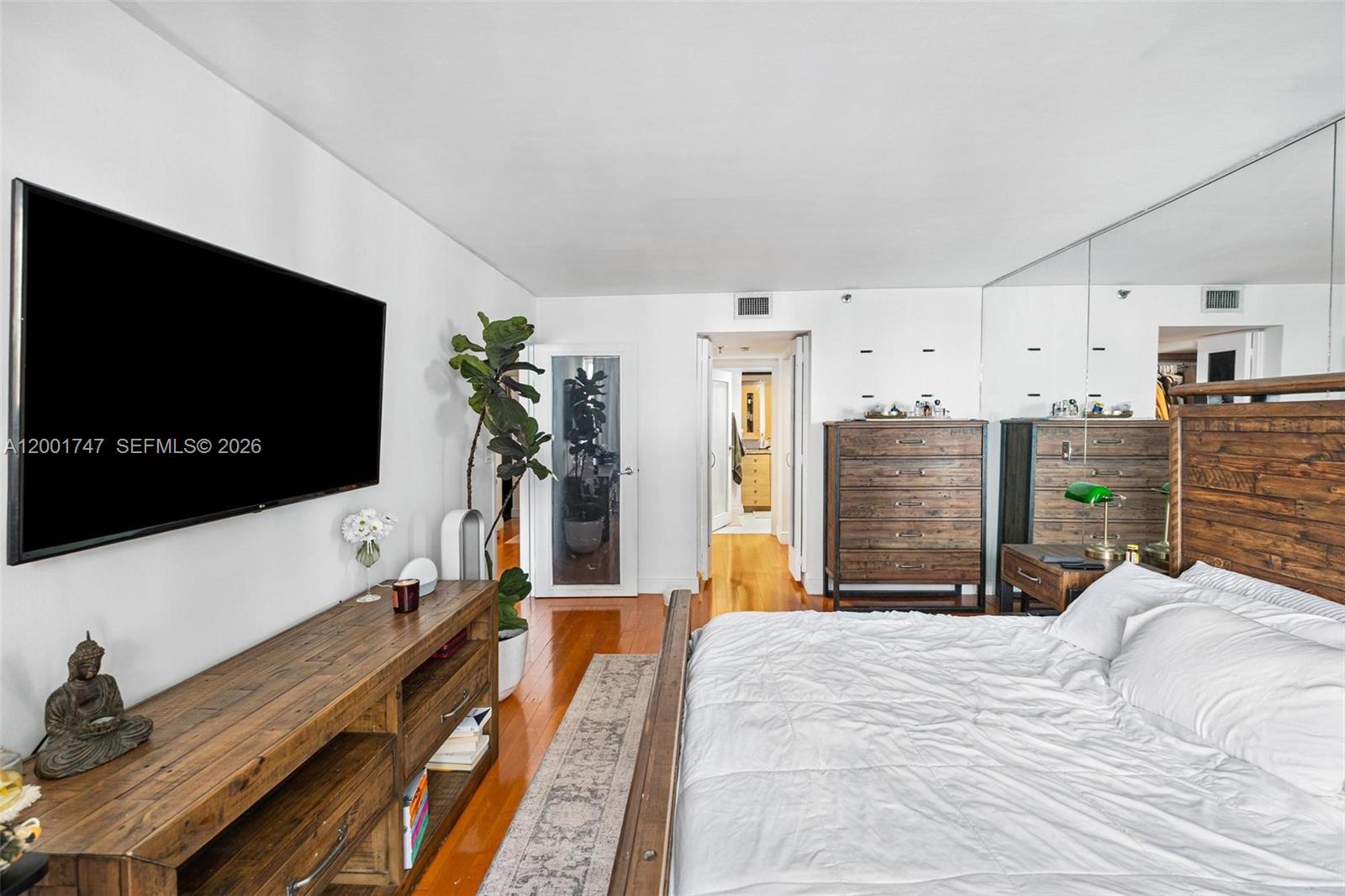 VENETIA CONDO - Residential