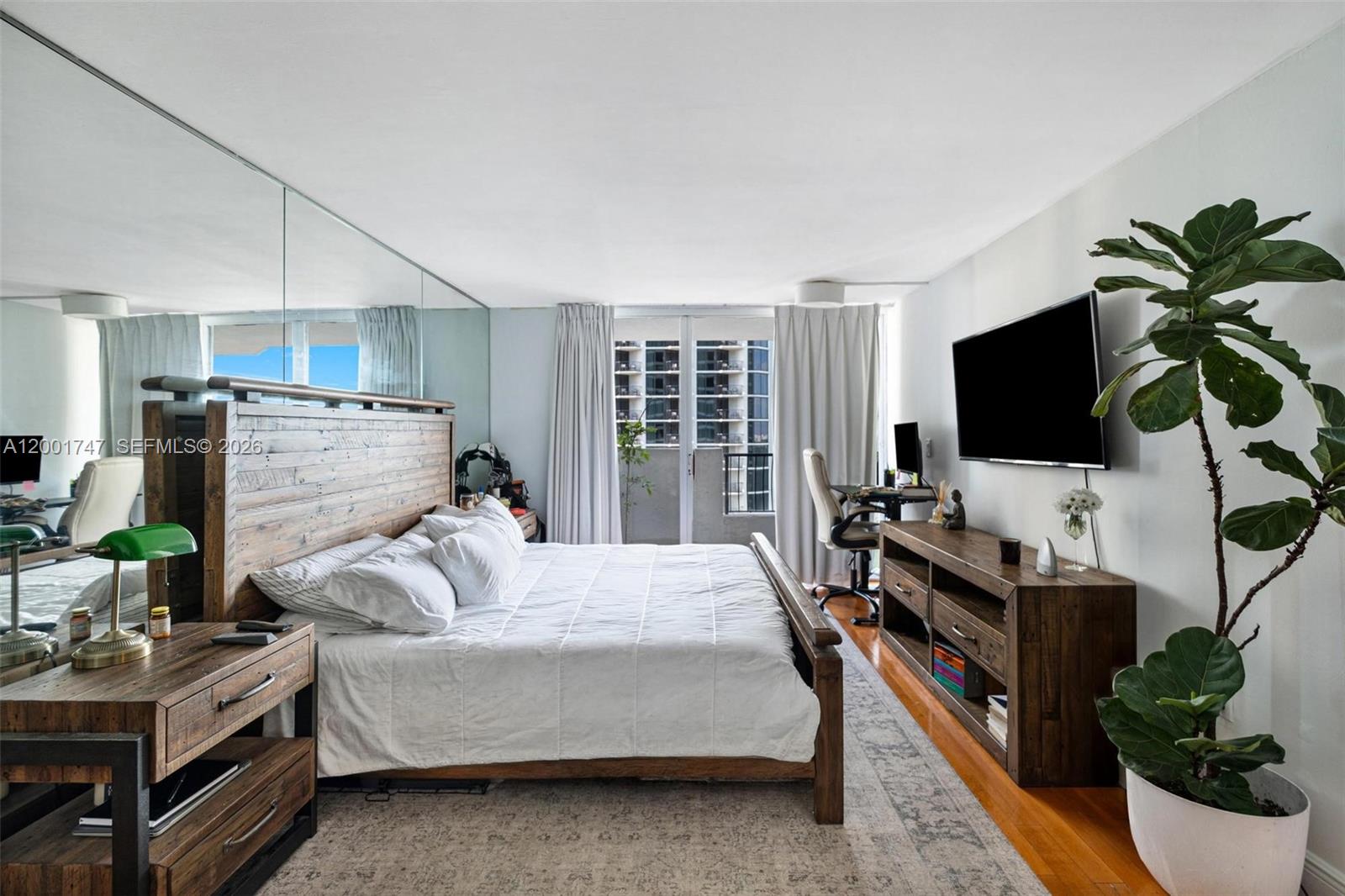 VENETIA CONDO - Residential