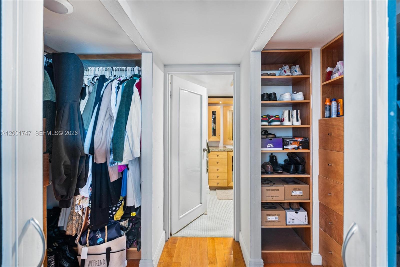 VENETIA CONDO - Residential