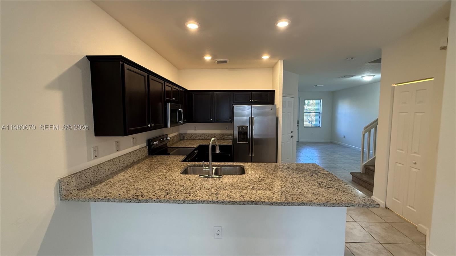 AQUABELLA SECTION ONE - Residential Lease