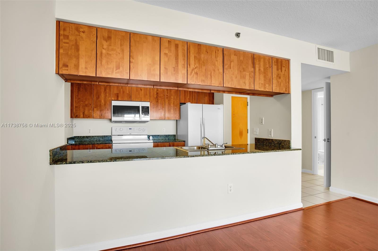 THE CLUB AT BRICKELL BAY - Residential