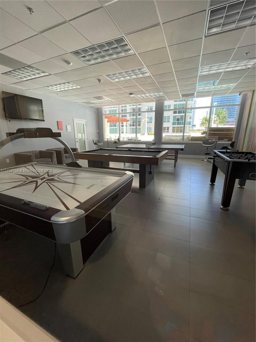 THE CLUB AT BRICKELL BAY - Residential