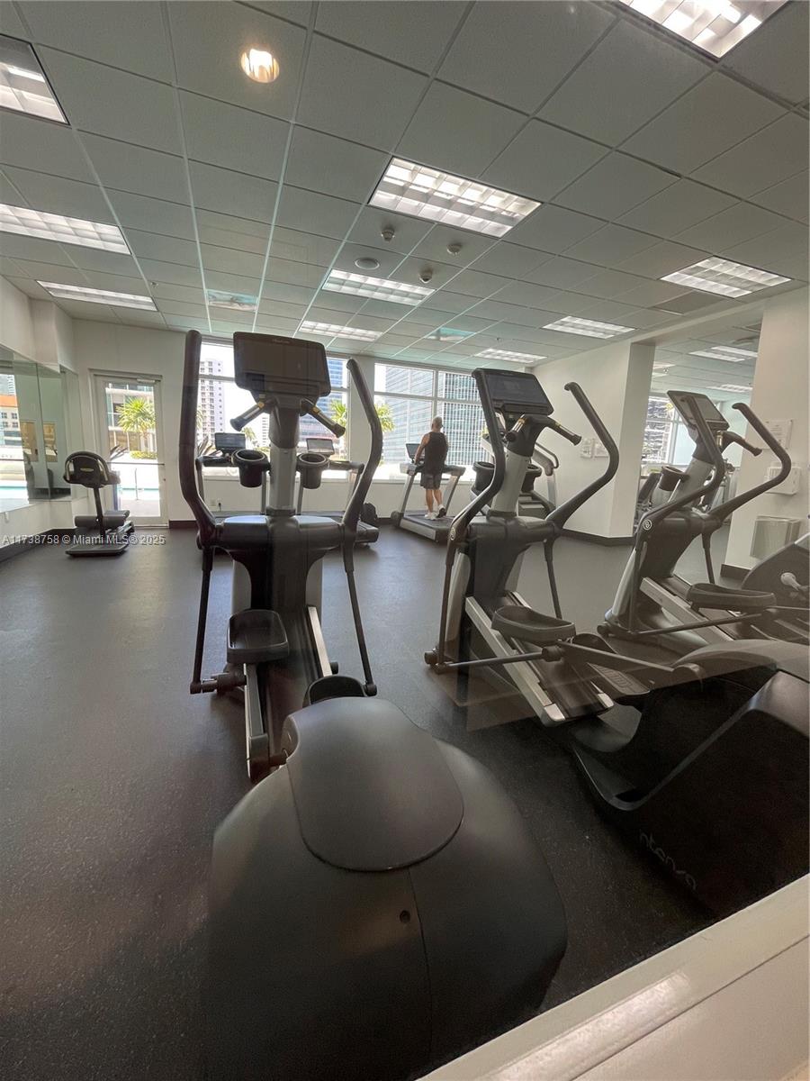 THE CLUB AT BRICKELL BAY - Residential