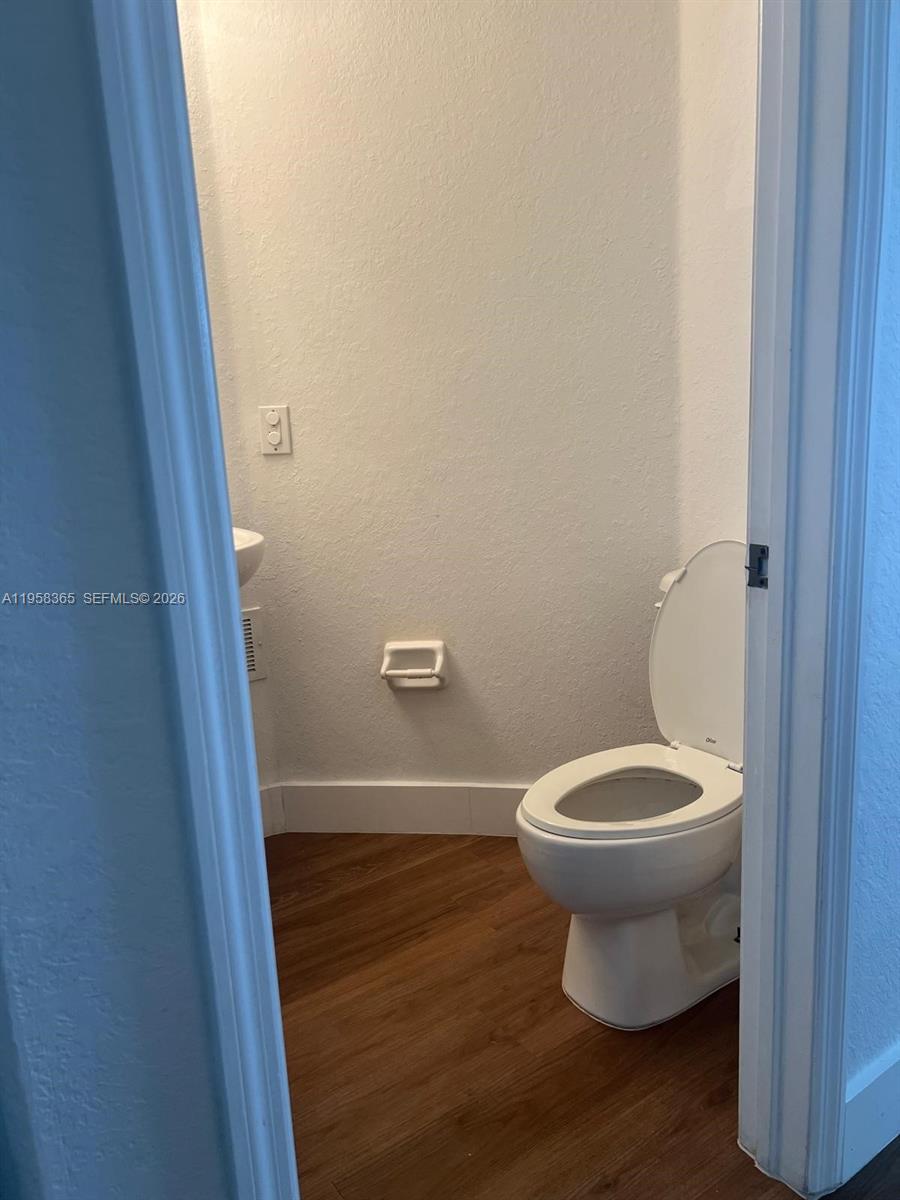 ISLANDS AT DORAL 1ST ADDN - Residential