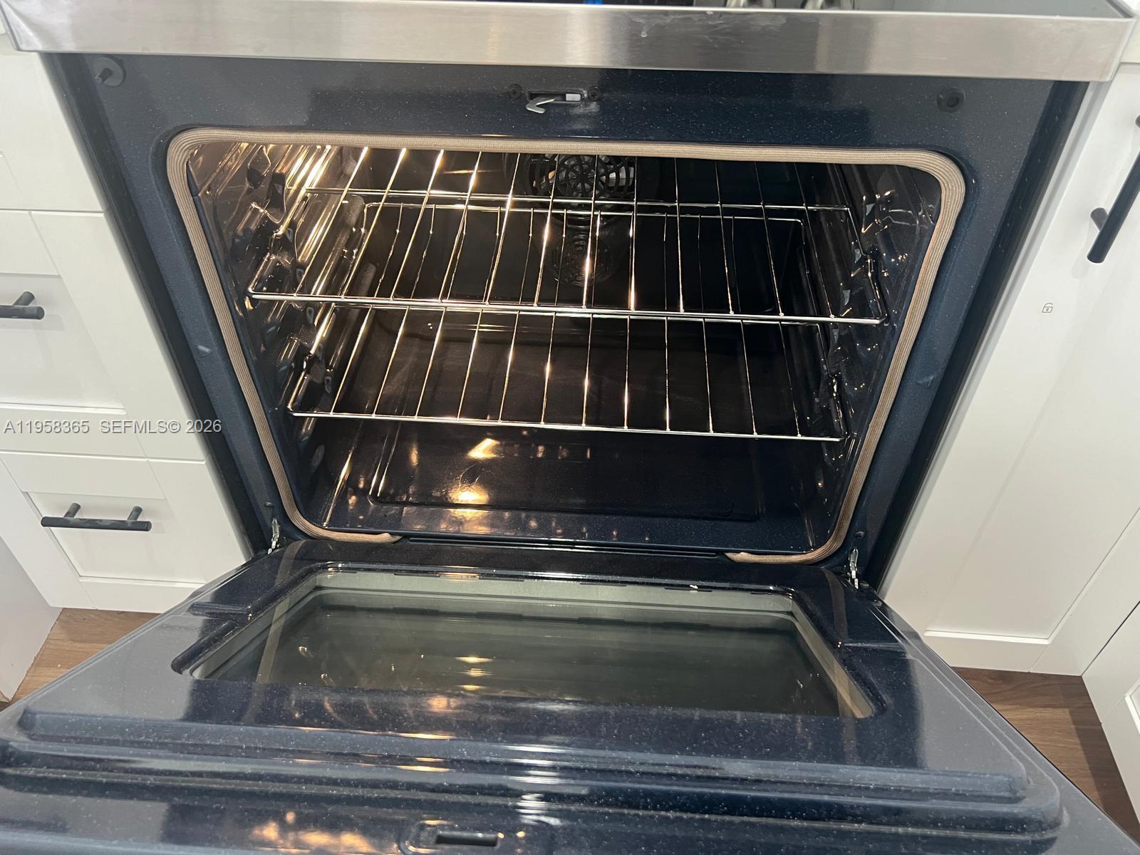 ISLANDS AT DORAL 1ST ADDN - Residential