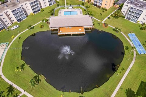 206 SE 10th St 303 Dania Beach FL 33004