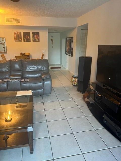 Convenient 2nd-floor condo in the community of Kendall Acres West. Two large bedrooms with ample closet space. Ample kitchen with wooden cabinets, pantry, and a large utility/ laundry closet. The living area is spacious and can comfortably fit a large dining table. 4 tennis courts and 2 pools. Excellent area just minutes away from major highways, transportation, schools, Baptist hospital, shopping centers, restaurants, entertainment, and more.
Cash Only or Conventional Loan 25% down.