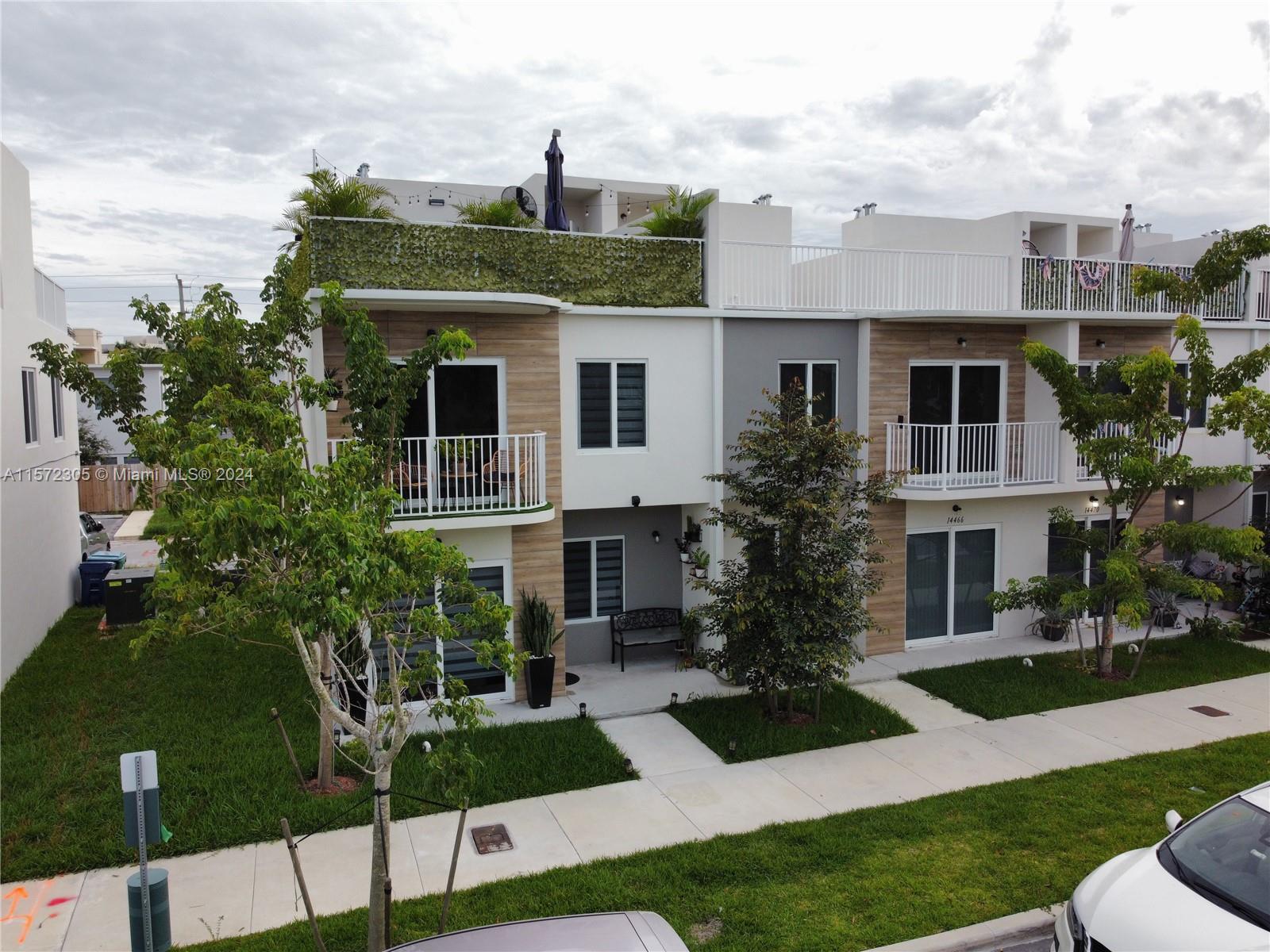 CORNER Townhouse 4 bedroom / 3.5 bath in Redland Shores at Paradise One. Master suite upstairs has designed walk-in closet and balcony. A unique room on first floor with an independent Entrance with walk-in closet and full bathroom, suitable for guests. Concrete construction with rooftop Access, a paradisiacal spacious sky-view terrace, included two outdoor storage, outdoor cabinets with sink and granite countertop perfect to set up a BBQ grill, great for entertaining. Impact windows. 2 parking spaces and visitor parking Available for residents. Beautiful interiors, porcelain tile, modern style open kitchen with stainless steel appliances, quartz countertops and Backsplash. Located blocks away from US-1 and right next to the Redlands. Quick approval. Ready to Move in!!