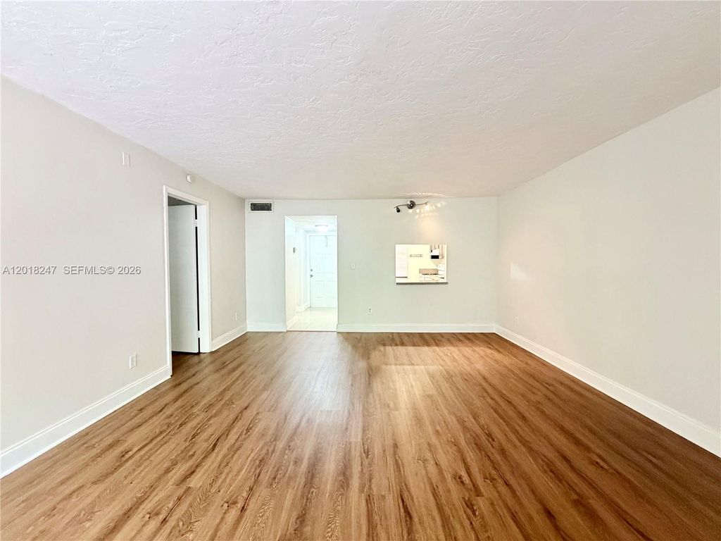Photo of 450 Commodore Dr #214, Plantation, FL 33325 (MLS # A12018247)