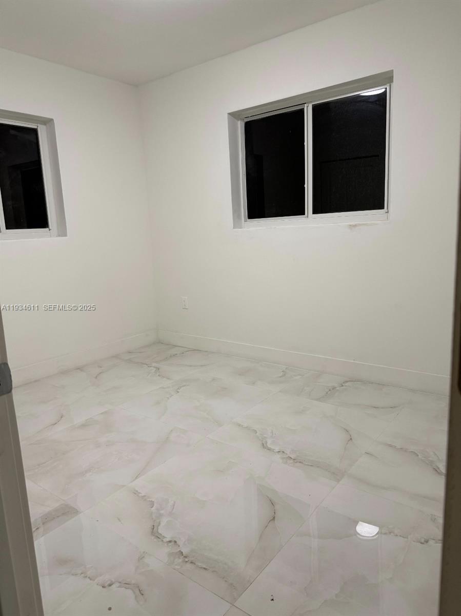 11865 SW 186th St 11865