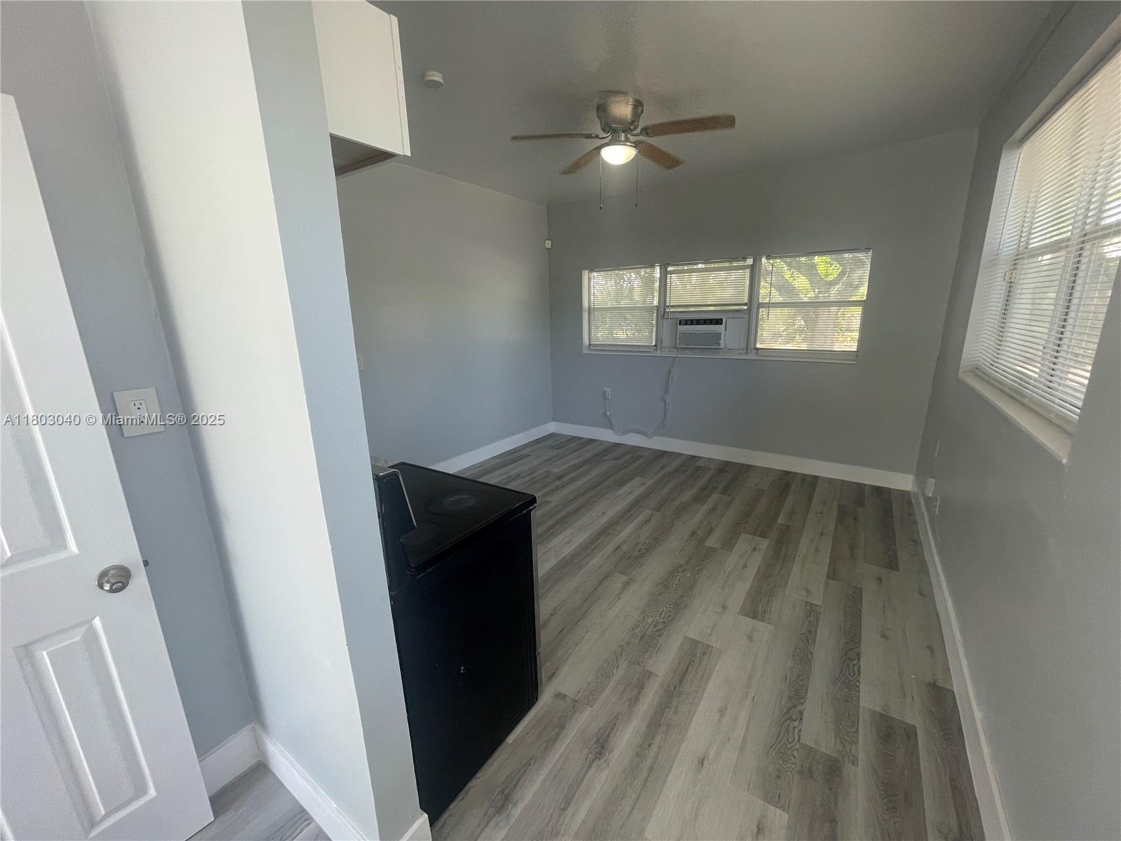 HOLLYWOOD SOUTH SIDE ADD - Residential Lease