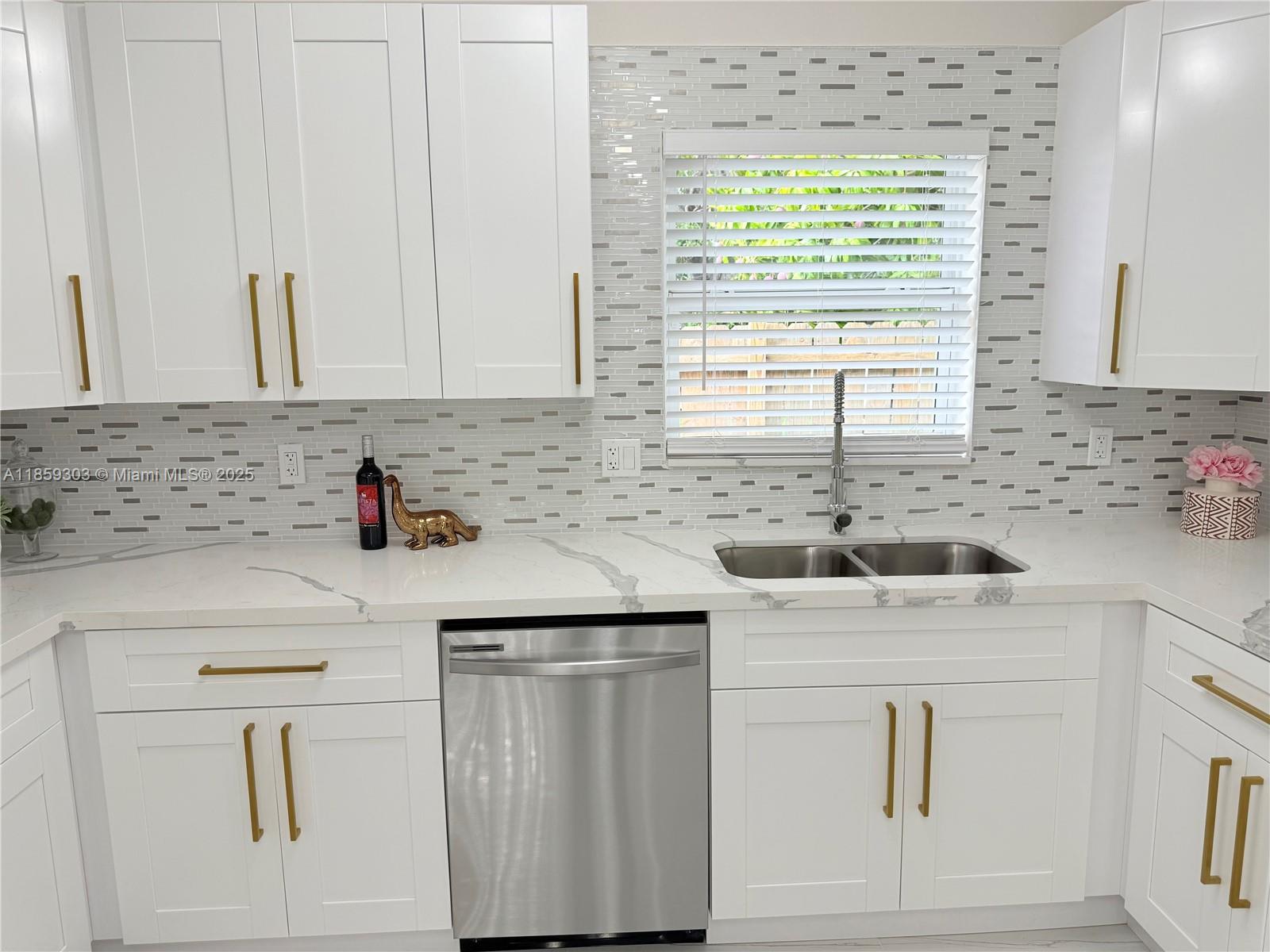 LINCOLN HEIGHTS RESUB - Residential