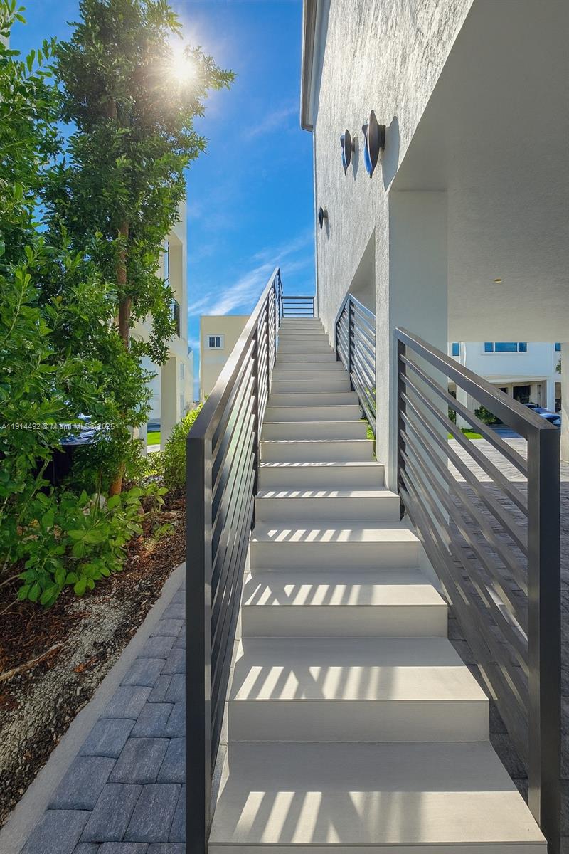 KEY LARGO OCEAN RESORT CO - Residential