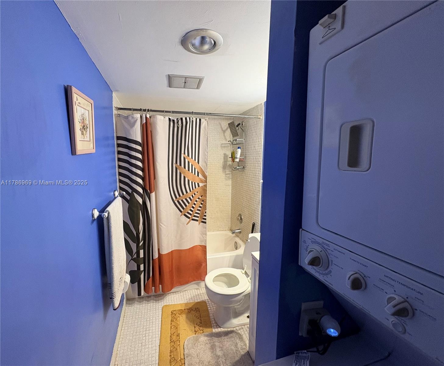 MANORS OF INVERRARY I-1 - Residential