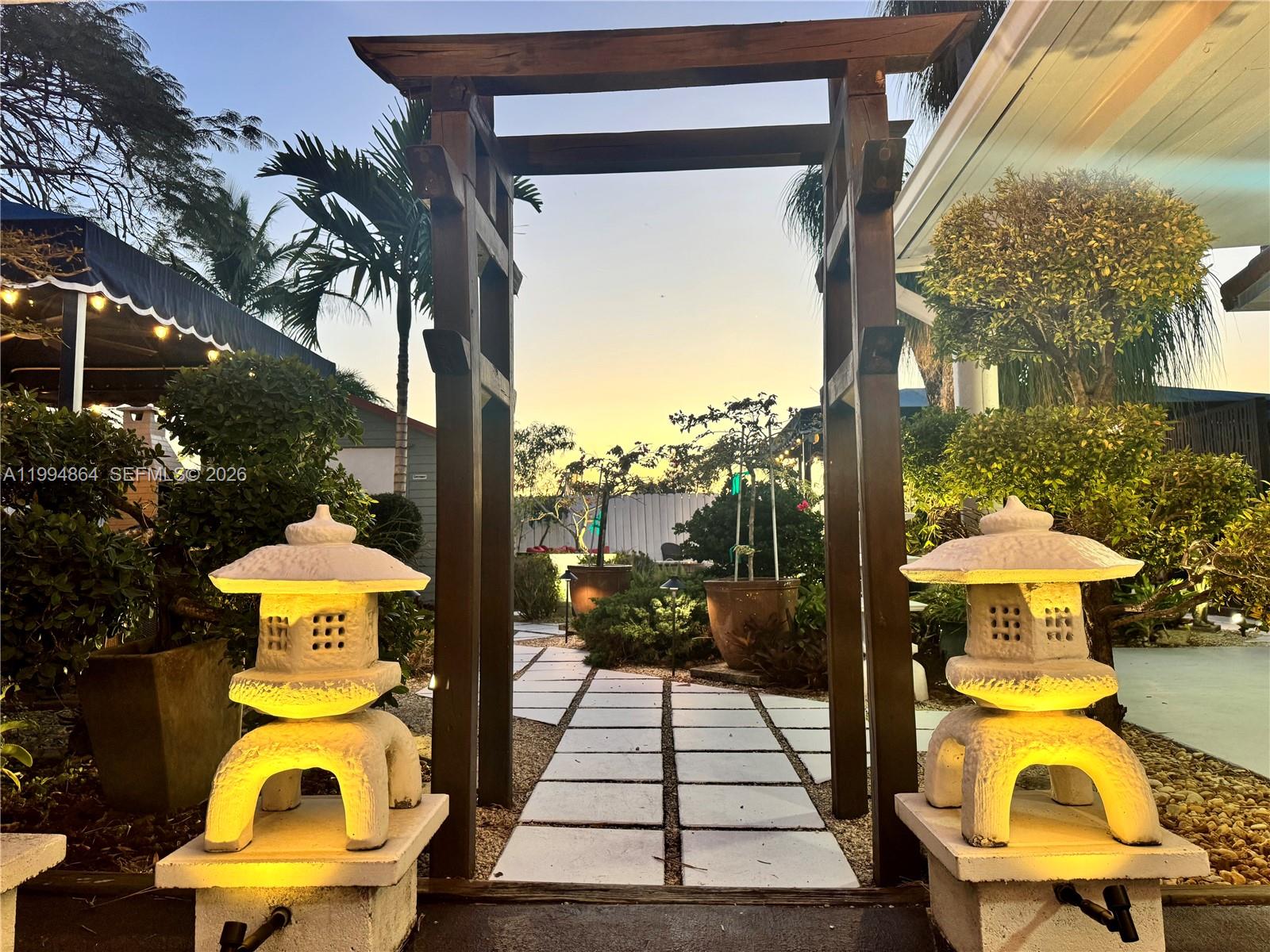 SNAPPER CREEK ESTATES SEC - Residential