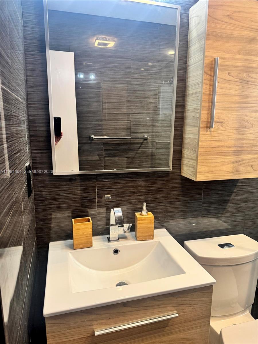 SNAPPER CREEK ESTATES SEC - Residential