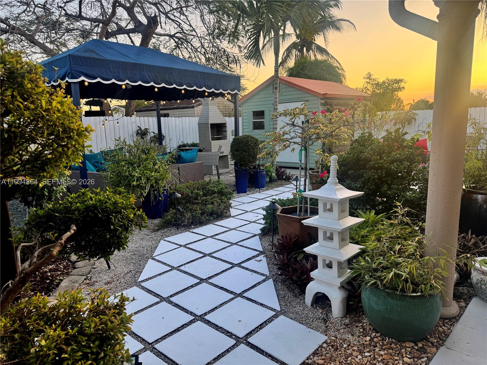 SNAPPER CREEK ESTATES SEC - Residential