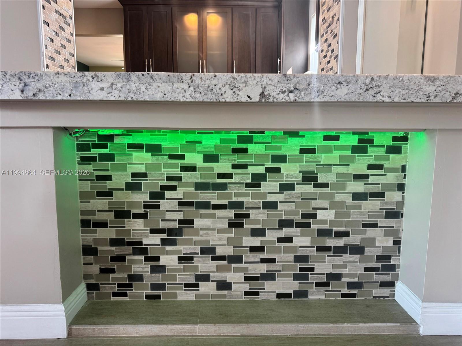 SNAPPER CREEK ESTATES SEC - Residential