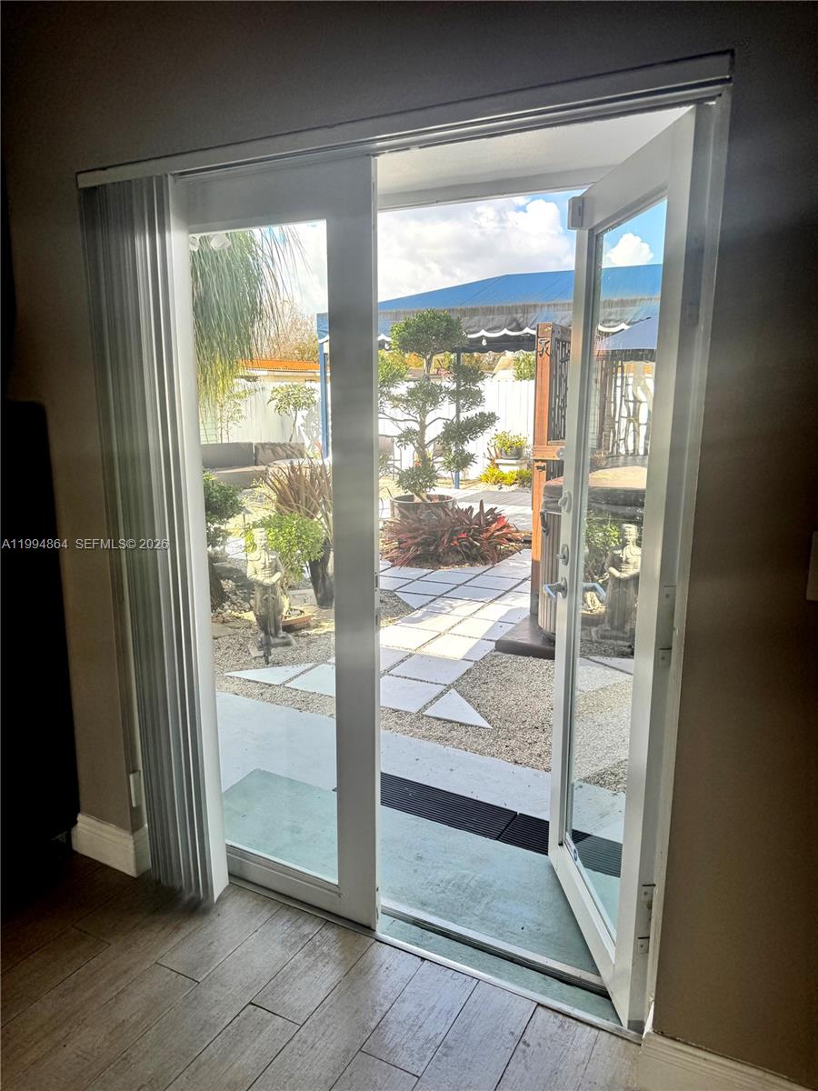 SNAPPER CREEK ESTATES SEC - Residential