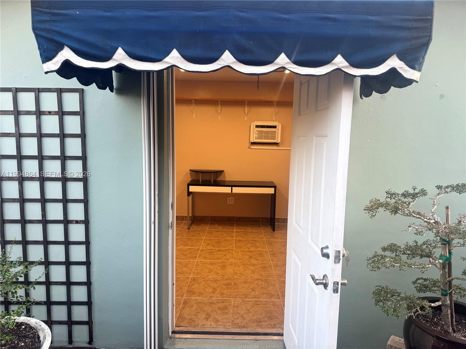 SNAPPER CREEK ESTATES SEC - Residential