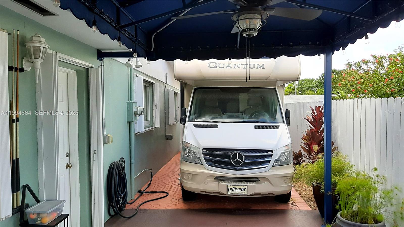 SNAPPER CREEK ESTATES SEC - Residential