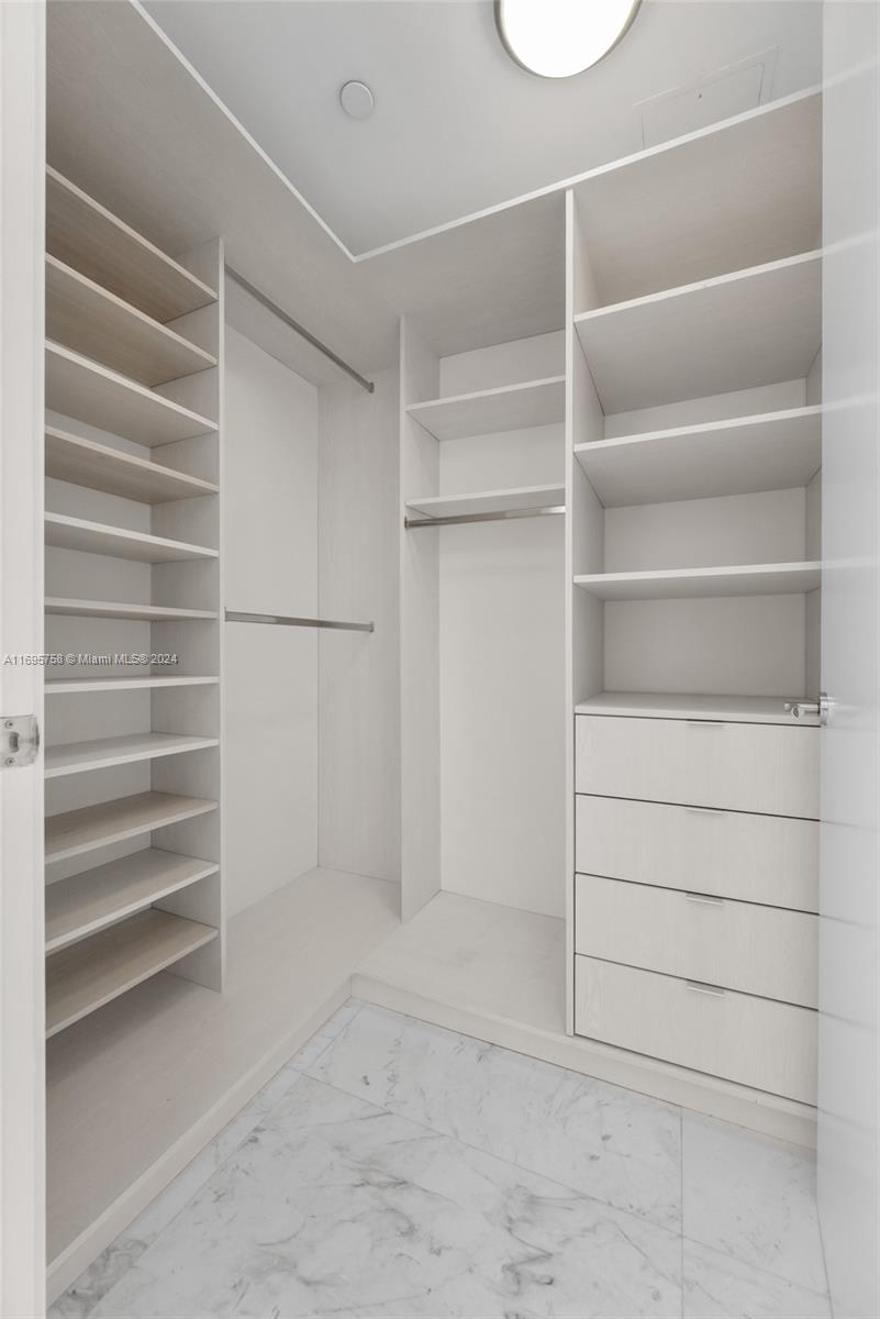 CHATEAU BEACH CONDO - Residential Lease