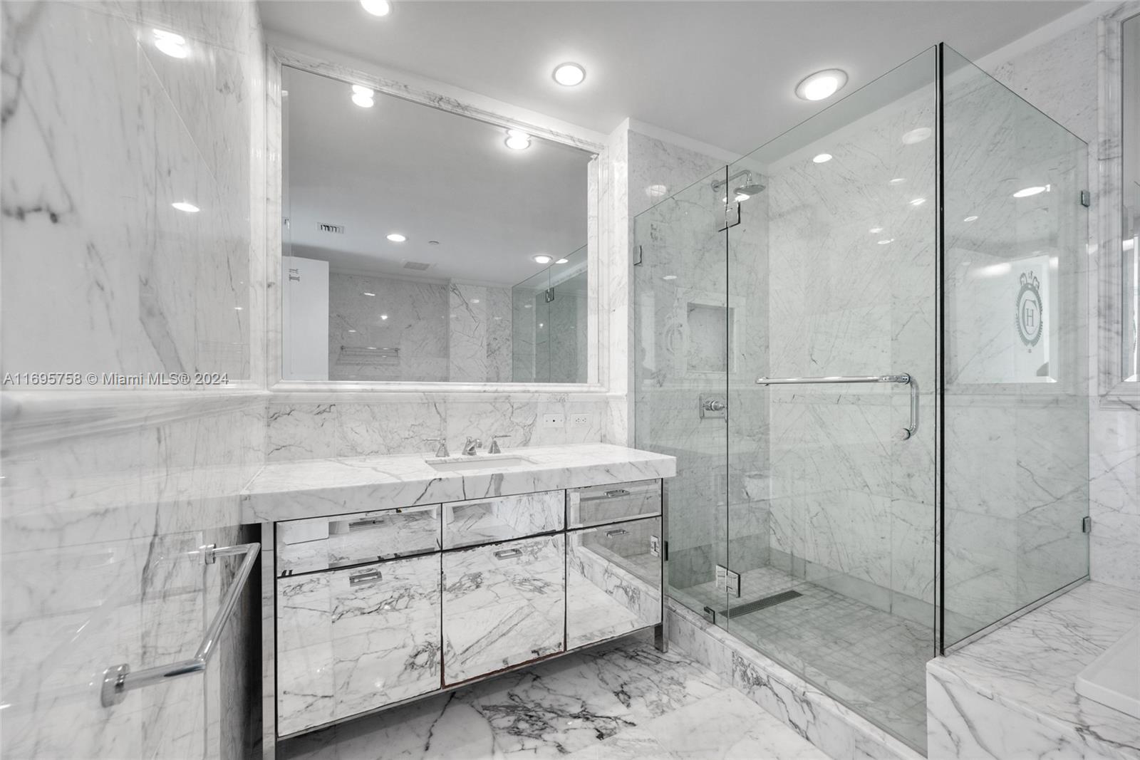 CHATEAU BEACH CONDO - Residential Lease