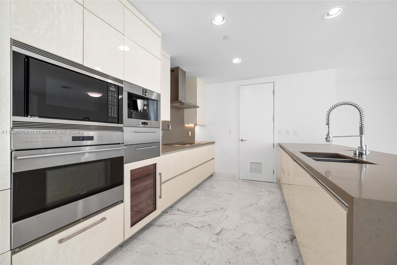 CHATEAU BEACH CONDO - Residential Lease