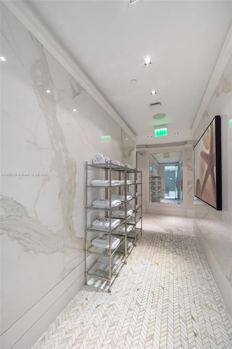 CHATEAU BEACH CONDO - Residential Lease