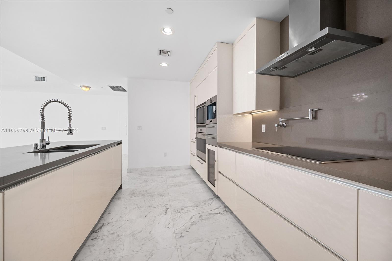 CHATEAU BEACH CONDO - Residential Lease