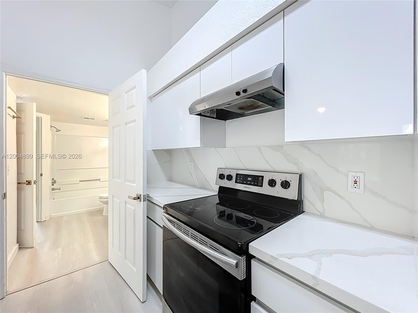 Belmont/PK CENTRAL CONDO - Residential