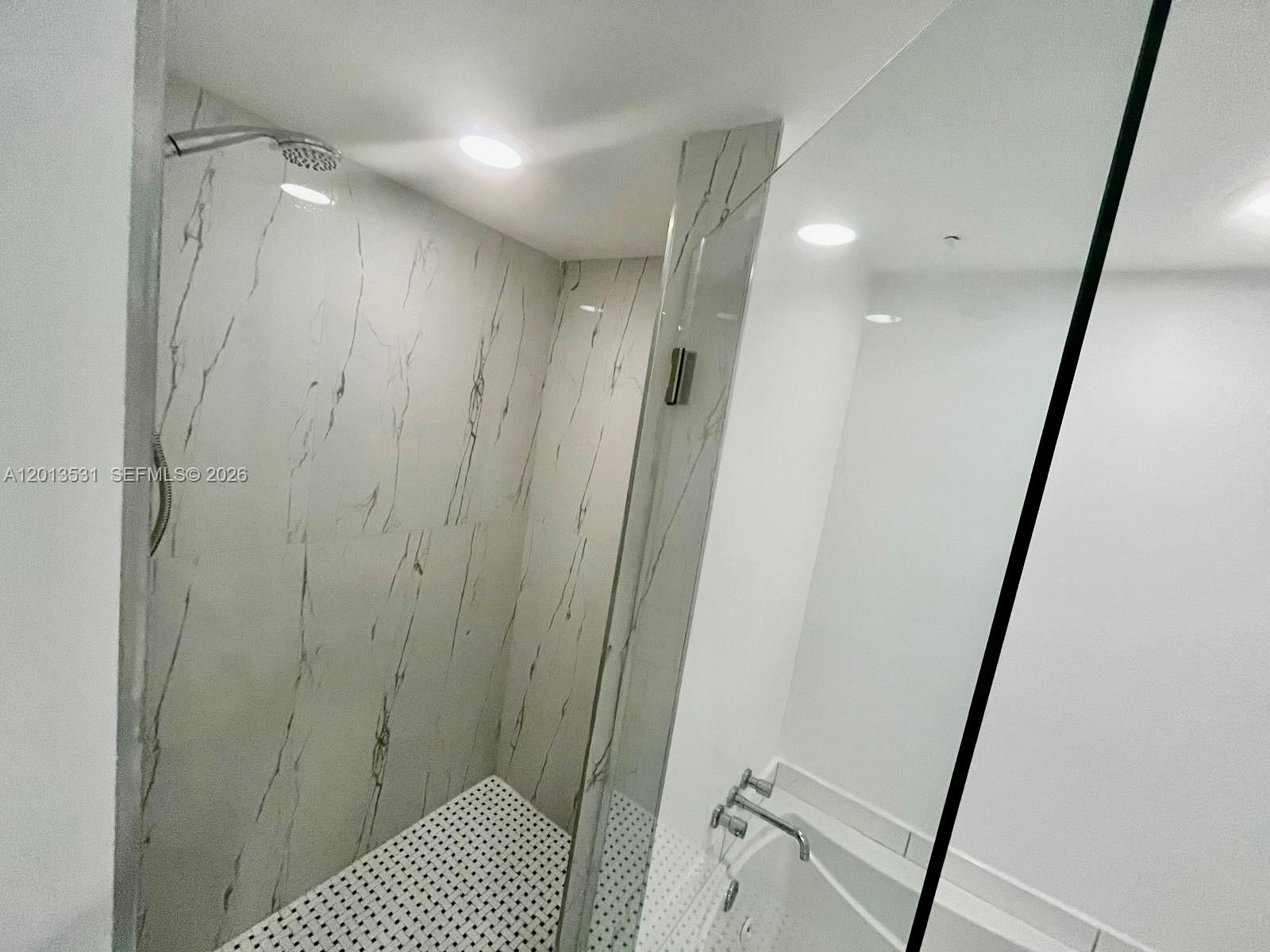 500 BRICKELL WEST CONDO - Residential Lease