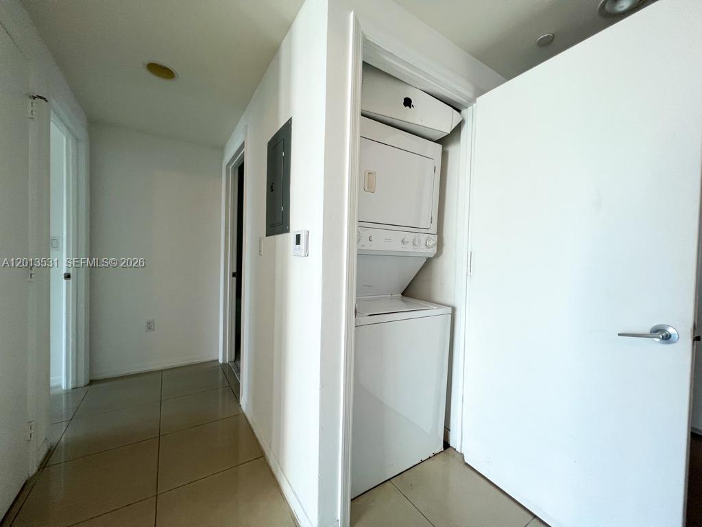 500 BRICKELL WEST CONDO - Residential Lease