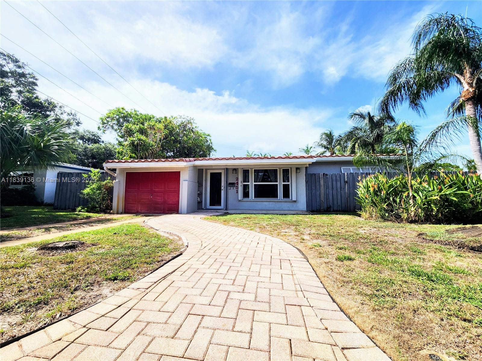 2451 SW 16th St