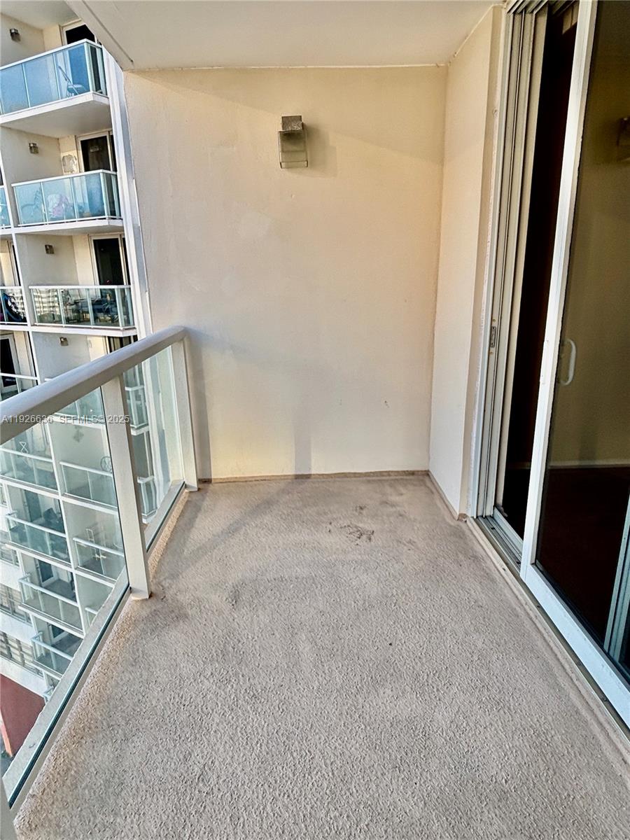 BUCKLEY TOWERS CONDO - EA - Residential