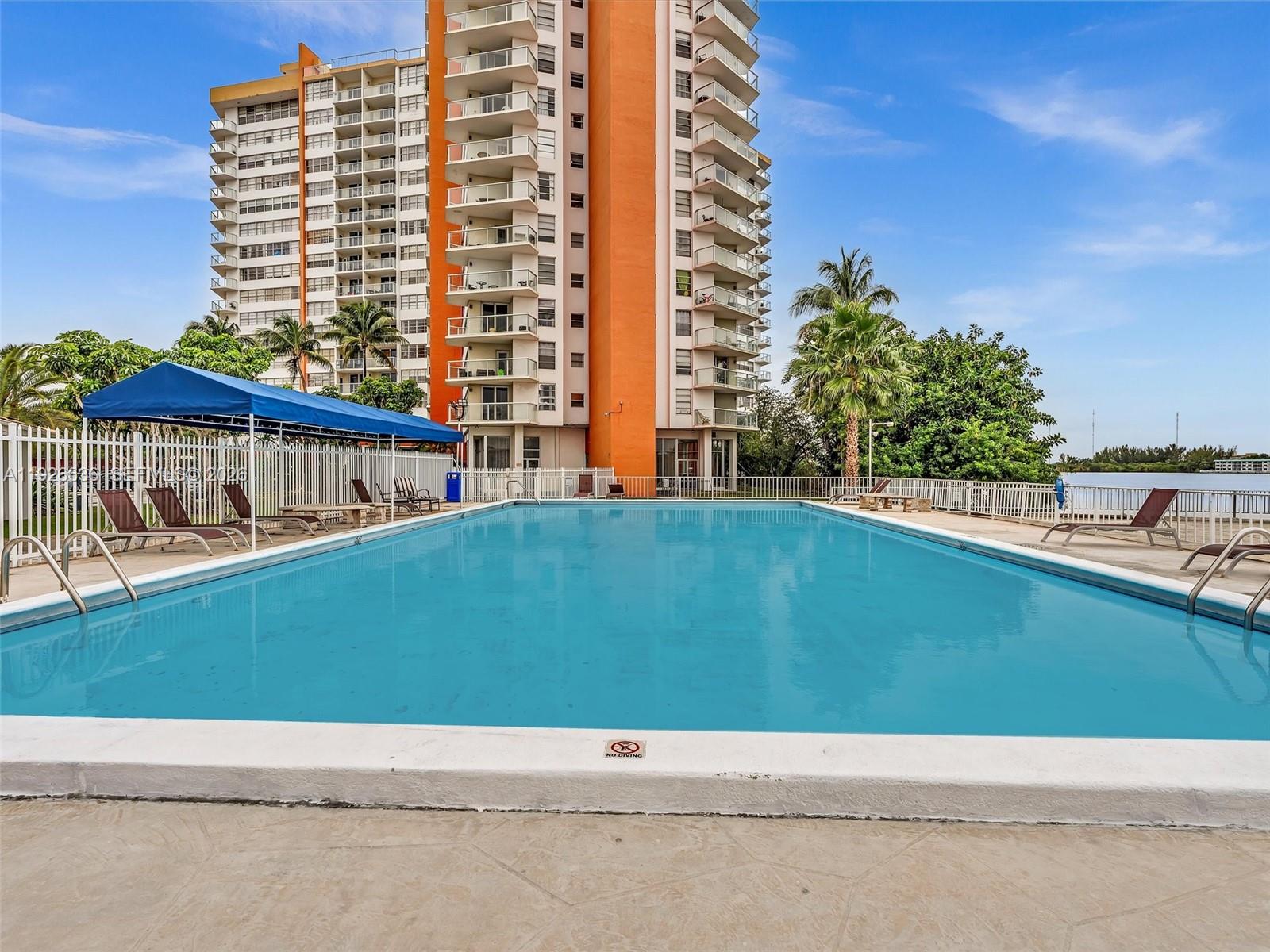 BUCKLEY TOWERS CONDO - EA - Residential