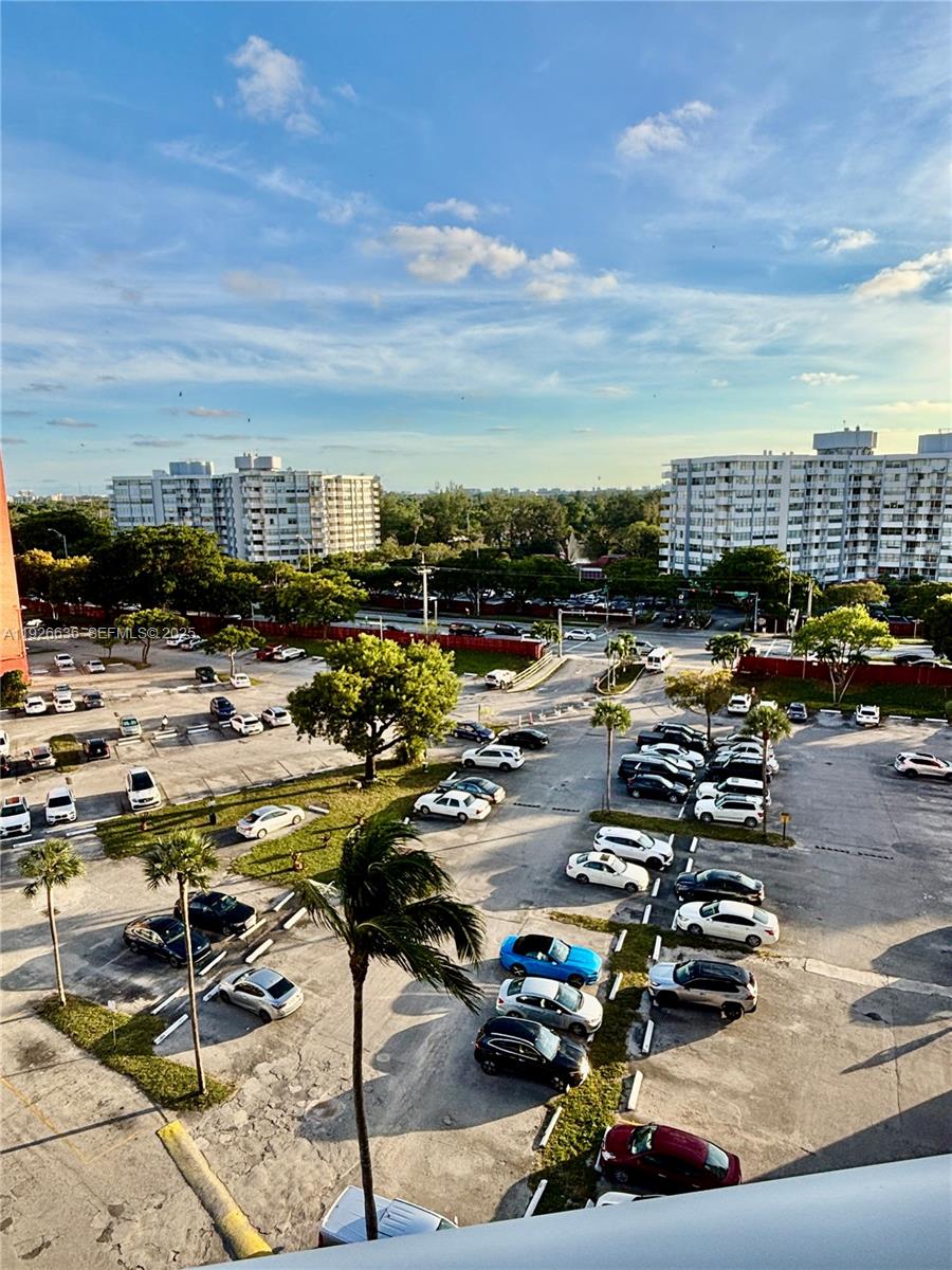 View photos, virtual tours, details... 1301 NE Miami Gardens Dr 813W