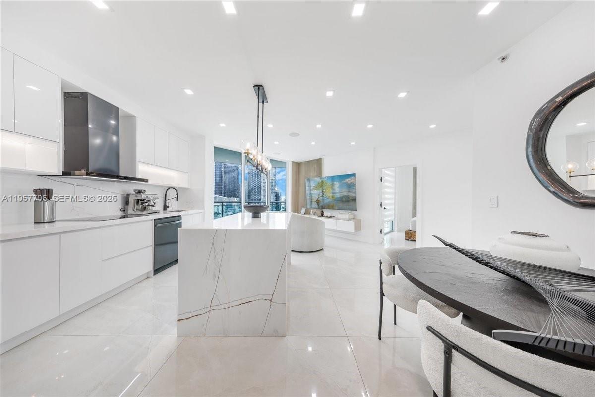 350 S Miami Ave 2314