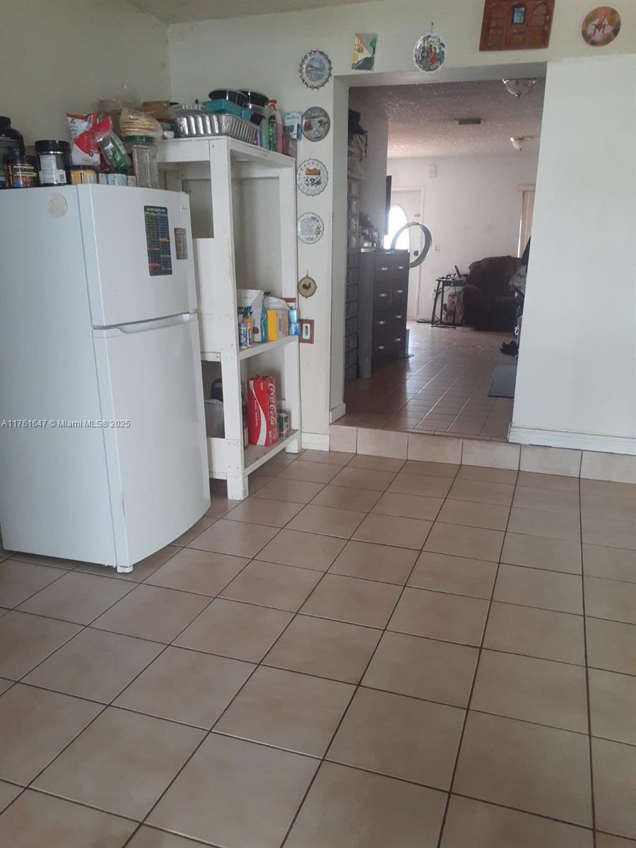 HIALEAH 13TH ADDN AMD PL - Residential