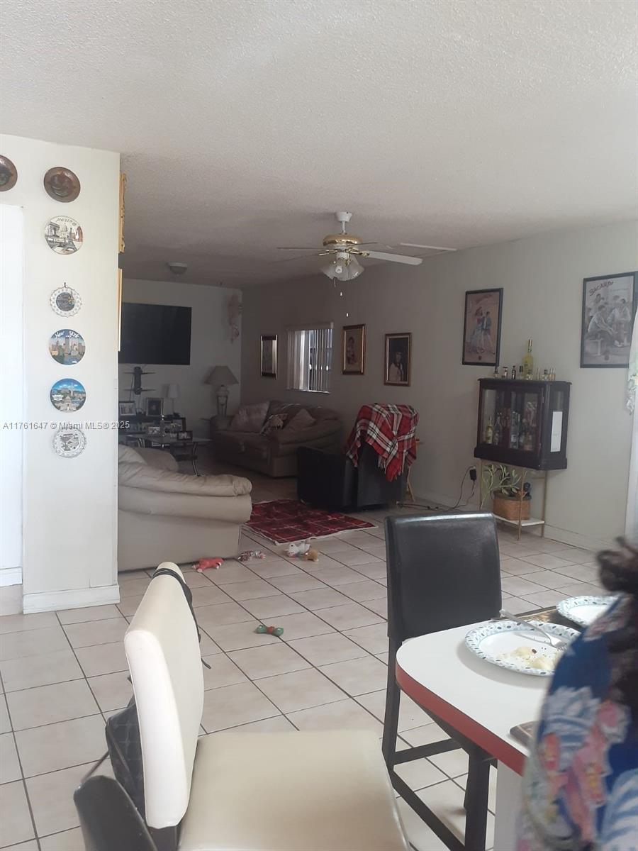 HIALEAH 13TH ADDN AMD PL - Residential