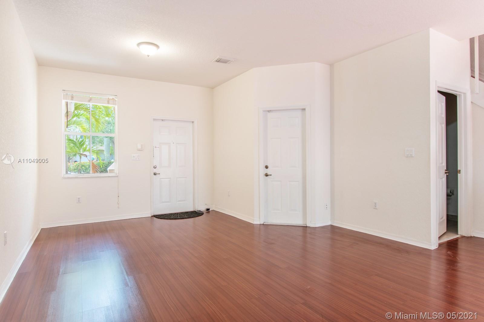 KENDALL BREEZE - Residential Lease