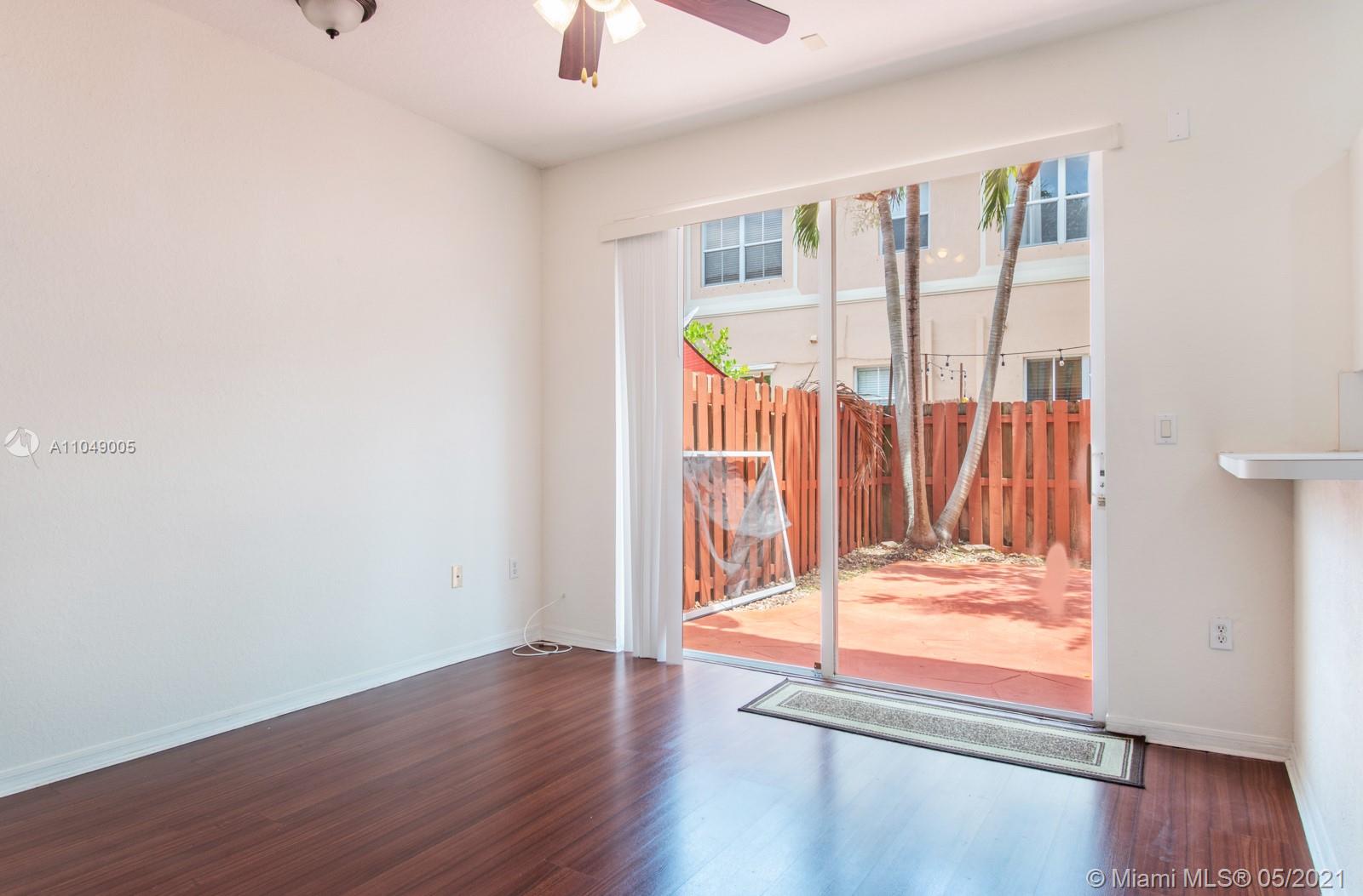 KENDALL BREEZE - Residential Lease