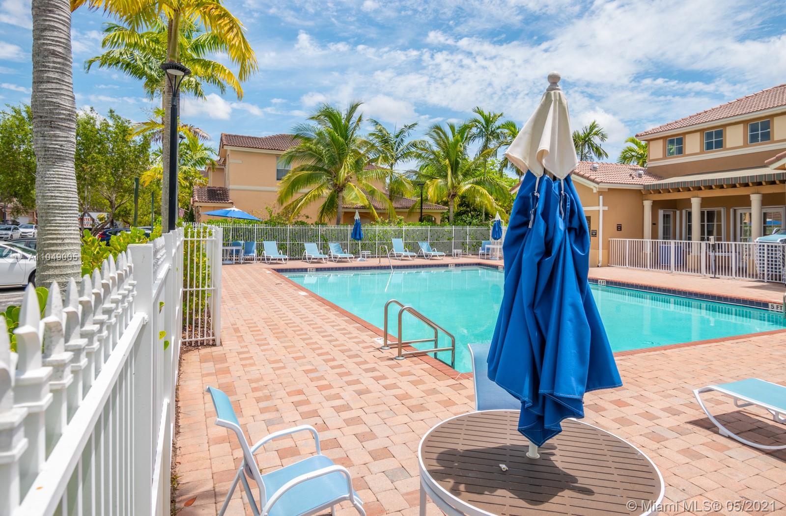 KENDALL BREEZE - Residential Lease