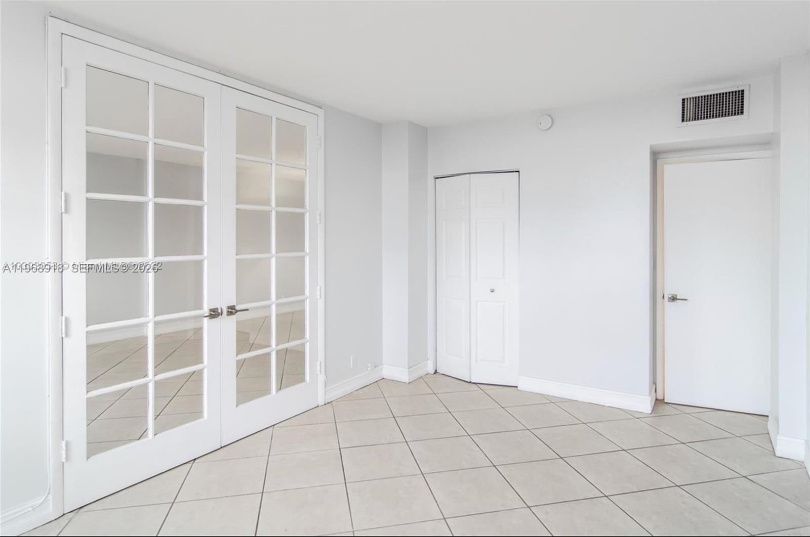 ISLAND PLACE AT NORTH BAY - Residential