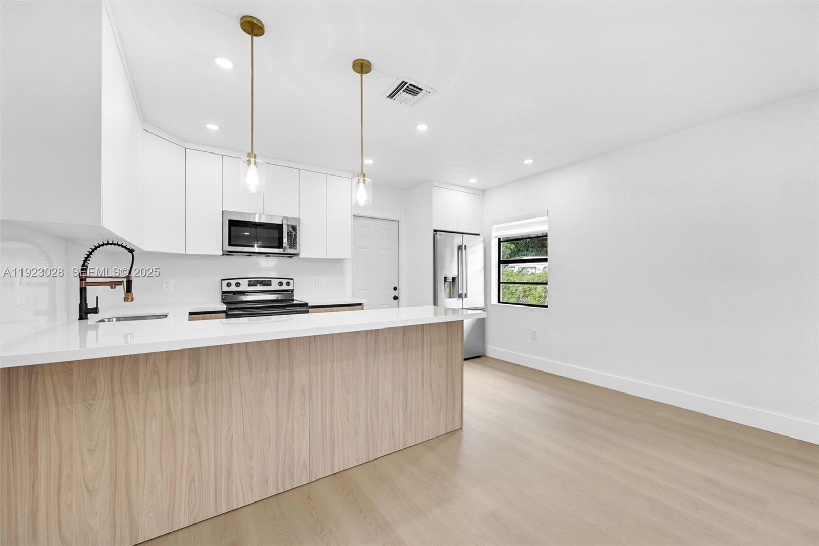 BUNCHE PARK 1 ADDN - Residential